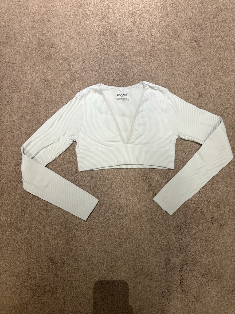 Garage Scarlett Seamless Deep Plunge Long Sleeve Tee cream size  Small